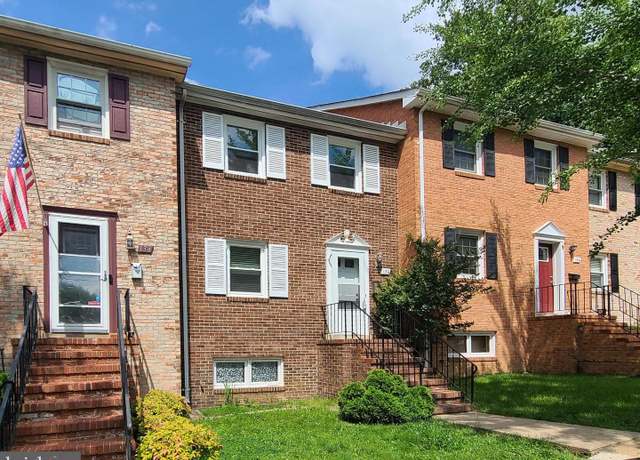 Property at 136 Falmouth Dr, Fredericksburg, VA 22405, 3 beds, 1.5 baths