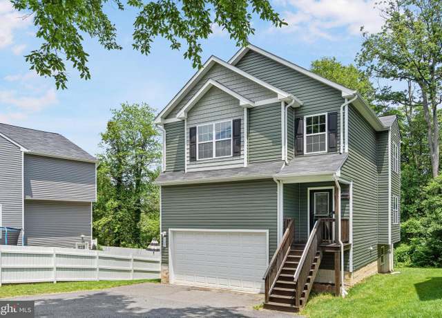 Property at 7721 Woodlawn Ave, Pasadena, MD 21122, 4 beds, 2.5 baths