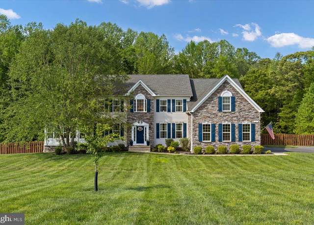 Property at 915 Falls Pointe Way, Huntingtown, MD 20639, 5 beds, 3.5 baths