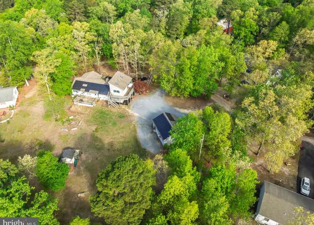 Property at 13001 Beech Ln, Greensboro, MD 21639, 5 beds, 3.5 baths