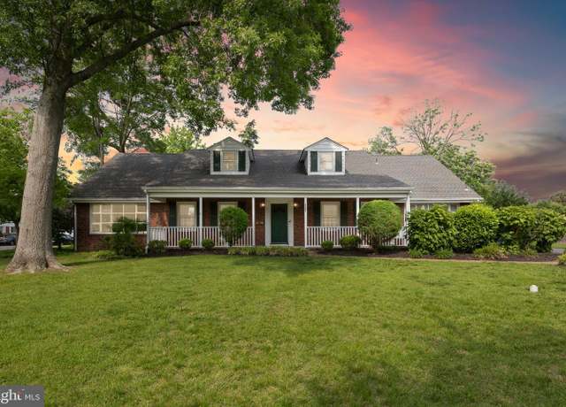 Property at 1101 Cherry Ln, Cinnaminson, NJ 08077, 5 beds, 3 baths