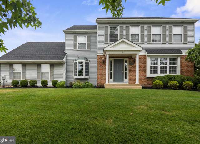 Property at 2 Tory Ln, Marlton, NJ 08053, 4 beds, 2.5 baths