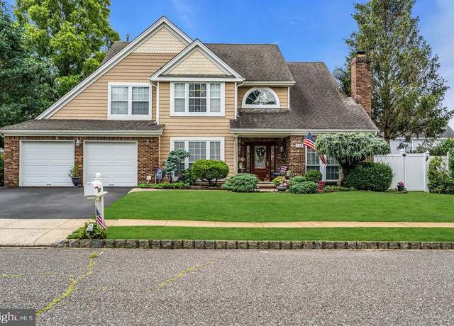 Property at 288 Van Ave, Brick, NJ 08724, 4 beds, 2.5 baths