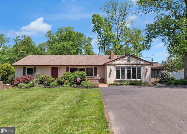 Property at 2569 Bristol Rd, Warrington, PA 18976, 3 beds, 3.5 baths