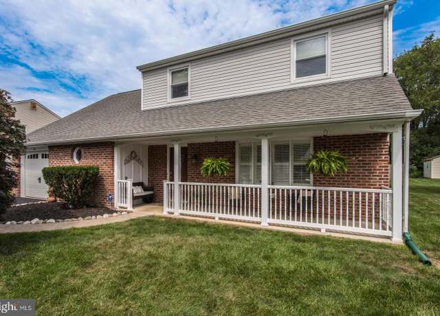 Property at 41 Grant Dr, Holland, PA 18966, 4 beds, 2.5 baths
