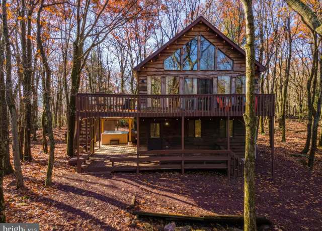 Property at 35 Wood St, Lake Harmony, PA 18624, 4 beds, 2 baths