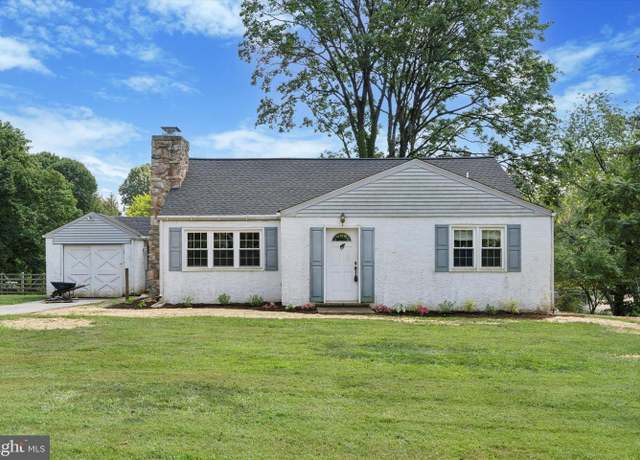 Property at 2 Martins Ln, Berwyn, PA 19312, 3 beds, 2 baths