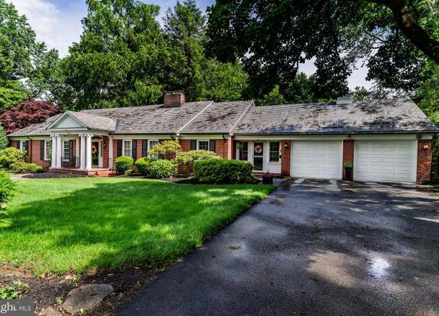 Property at 2111 Bellevue Rd, Harrisburg, PA 17104, 4 beds, 3 baths