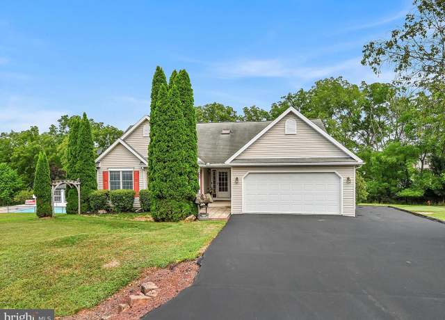 Property at 1353 Stag Dr, Auburn, PA 17922, 5 beds, 3 baths
