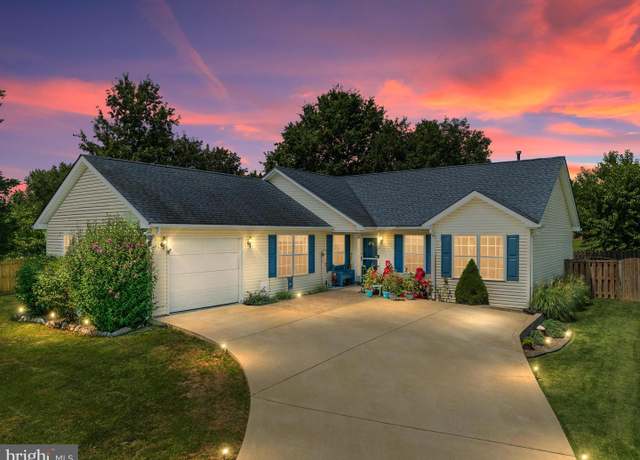 Property at 112 Hammer Ct, Stephens City, VA 22655, 3 beds, 2 baths