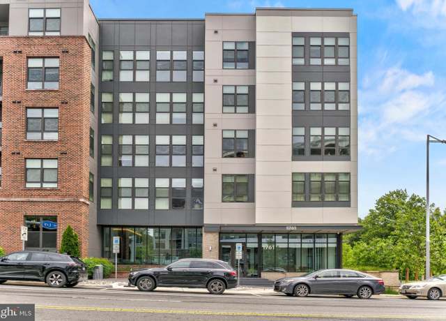 Property at 1761 Old Meadow Rd #209, Mclean, VA 22102, 2 beds, 1.5 baths