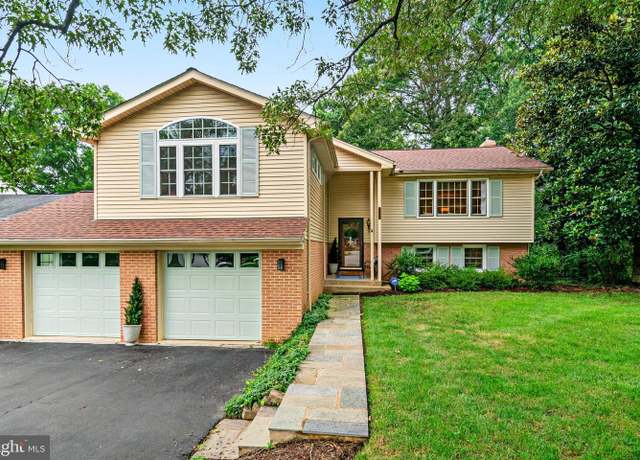 Property at 8606 Falkstone Ln, Alexandria, VA 22309, 4 beds, 3 baths