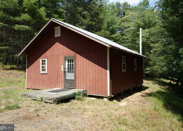 Property at 126 Hobbit Ln, Sugar Grove, WV 26815, 2 beds, 1 bath