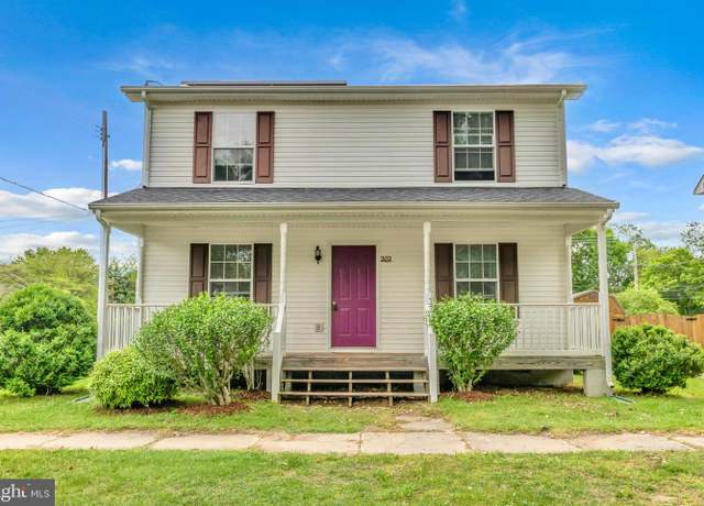 Property at 202 Maryland Ave, Ridgely, MD 21660, 3 beds, 2 baths