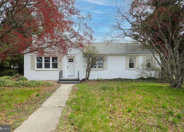 Property at 795 S West Ave, Vineland, NJ 08360, 3 beds, 1 bath