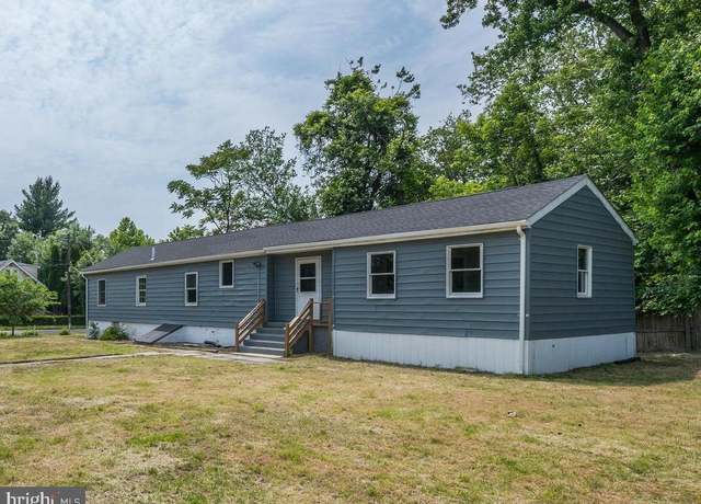 Property at 624 Hunt Ave, Trenton, NJ 08610, 3 beds, 2 baths