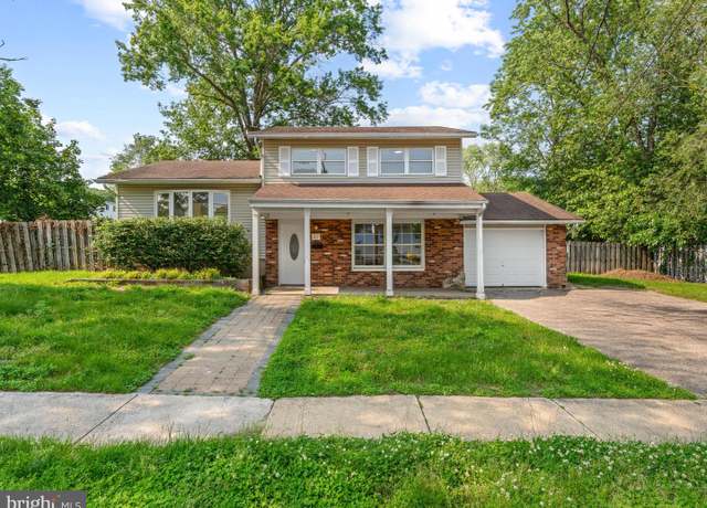 Property at 37 Bryant Dr, Jackson, NJ 08527, 4 beds, 2 baths