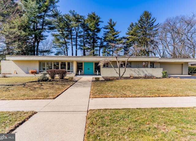 Property at 2920 Green St, Harrisburg, PA 17110, 4 beds, 5 baths