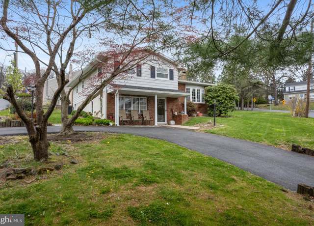 Property at 750 Weil St, Bethlehem, PA 18015, 3 beds, 2 baths