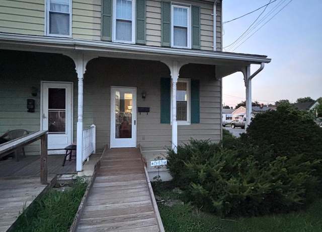 Property at 545 E Lehman St, Lebanon, PA 17046, 3 beds, 1 bath