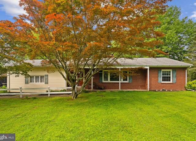 Property at 912 Sycamore Dr, Lansdale, PA 19446, 3 beds, 1.5 baths