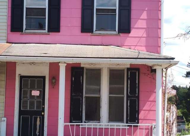 Property at 631 S Ogontz St, York, PA 17403, 3 beds, 1 bath
