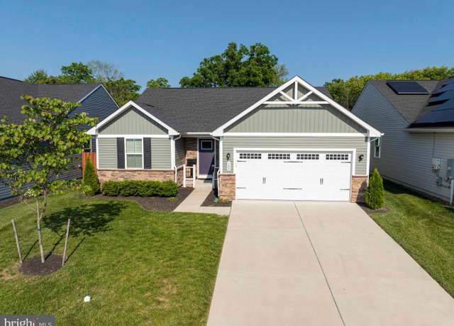 Property at 189 Massie St, Stephens City, VA 22655, 3 beds, 2 baths