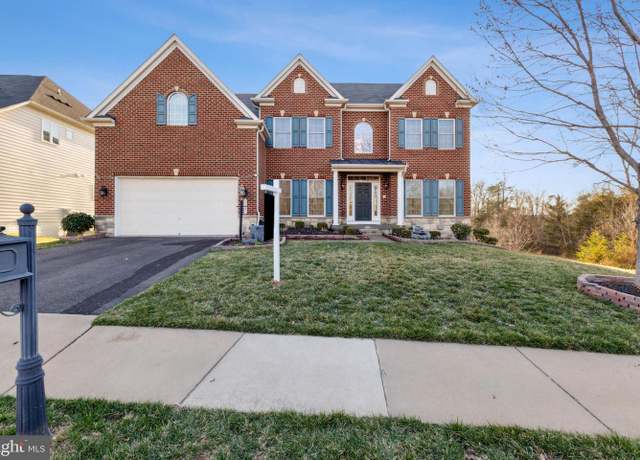Property at 25561 Royal Hunter Dr, Aldie, VA 20105, 6 beds, 5.5 baths