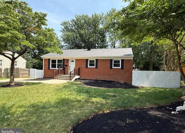 Property at 2005 York Dr, Woodbridge, VA 22191, 4 beds, 3 baths