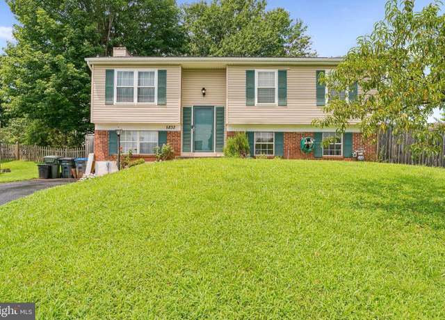 Property at 5832 Riverside Dr, Woodbridge, VA 22193, 5 beds, 2 baths