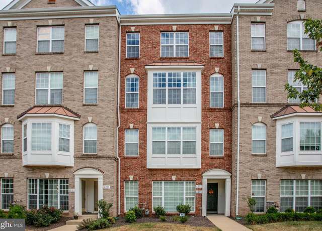 Property at 6287 Aster Haven Cir #8, Haymarket, VA 20169, 3 beds, 2.5 baths