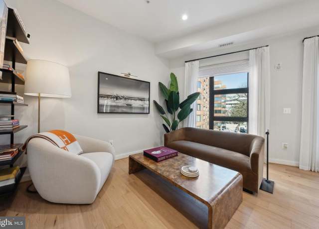 Property at 2525 Pennsylvania Ave NW #301, Washington, DC 20037, 2 beds, 1.5 baths