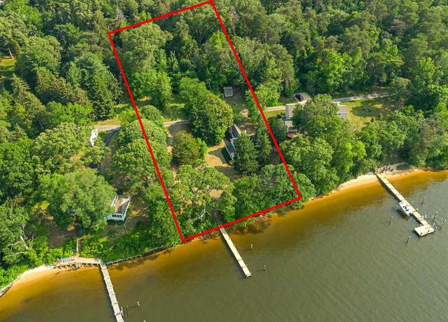 Property at 406 Henderson Rd, Severna Park, MD 21146, 3 beds, 2 baths