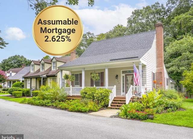 Property at 300 Hickory Cir, La Plata, MD 20646, 2 beds, 2 baths