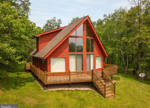 Property at 501 Christophers Way, Oakland, MD 21550, 3 beds, 2 baths