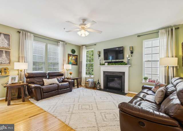 Property at 43643 Evening Primrose Ct, California, MD 20619, 4 beds, 3.5 baths