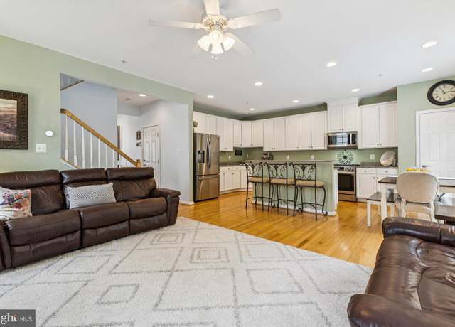 Property at 43643 Evening Primrose Ct, California, MD 20619, 4 beds, 3.5 baths