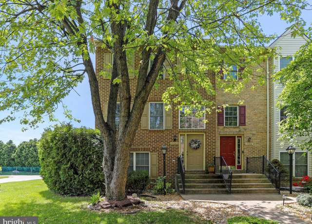 Property at 1161 Lindsay Ln, Hagerstown, MD 21742, 4 beds, 3 baths