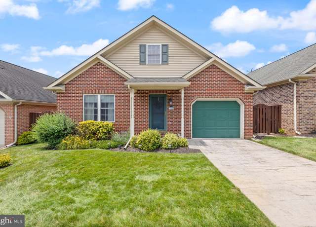 Property at 20447 Kings Crest Blvd, Hagerstown, MD 21742, 3 beds, 2 baths