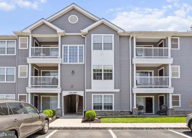 Property at 137 Natalie Rd, Delran, NJ 08075, 3 beds, 2 baths