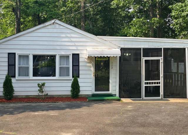 Property at 112 E 7th Ave, Pine Hill, NJ 08021, 3 beds, 1 bath