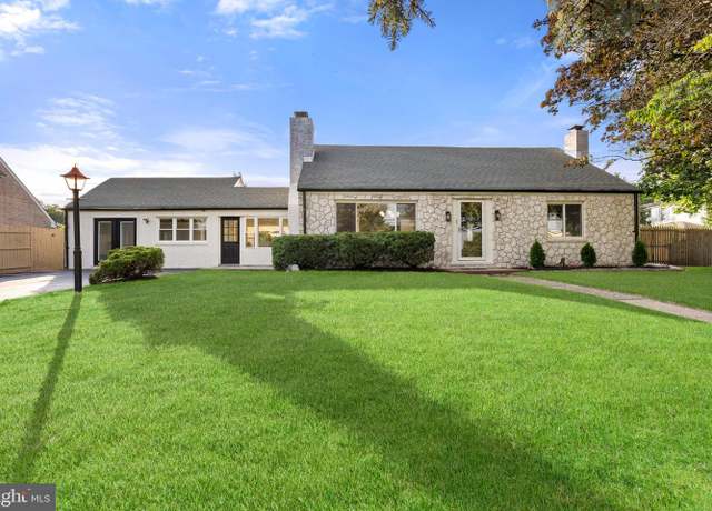 Property at 114 Leonard Ave, Hamilton, NJ 08610, 4 beds, 2.5 baths