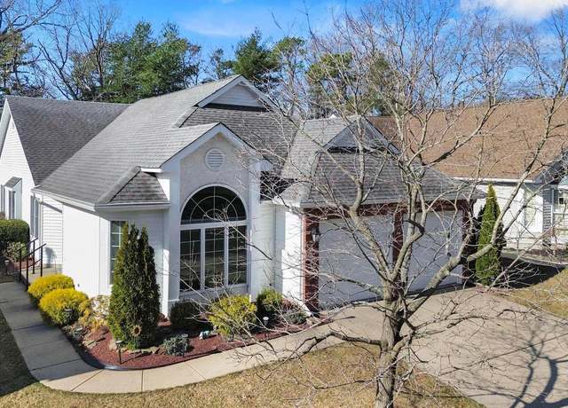 Property at 1818 Sweetbay Dr, Toms River, NJ 08755, 2 beds, 2 baths