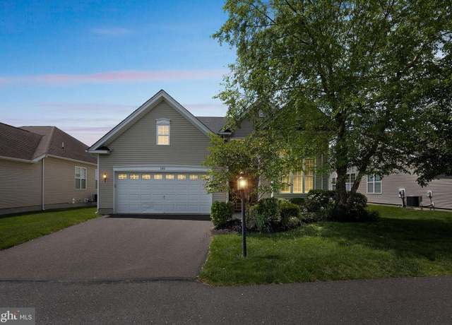 Property at 199 Roosevelt Dr, Yardley, PA 19067, 2 beds, 2 baths
