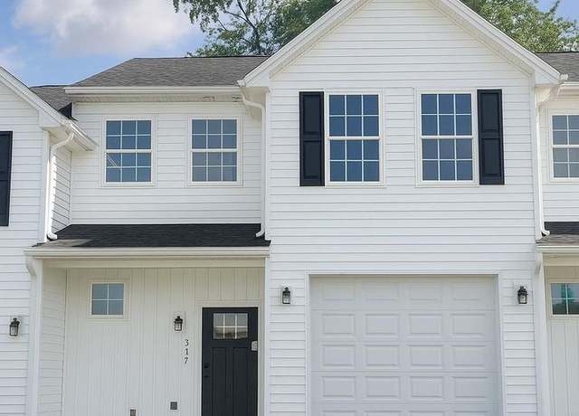 Property at 317 Pelham Ct, Carlisle, PA 17013, 3 beds, 2.5 baths