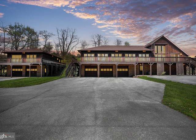 Property at 1585 Sollenberger Rd, Chambersburg, PA 17202, 4 beds, 4.5 baths