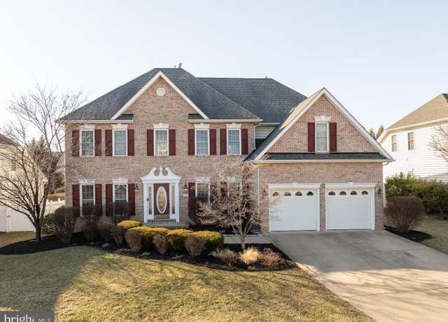 Property at 131 Cahille Dr, Winchester, VA 22602, 6 beds, 6 baths