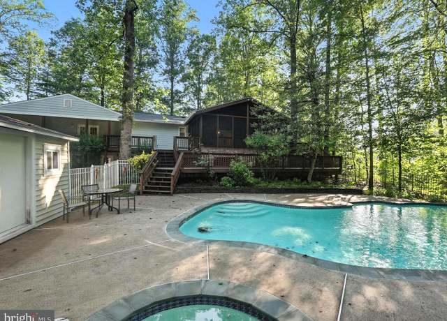 Property at 7491 Slagle Ln, Manassas, VA 20111, 5 beds, 4 baths
