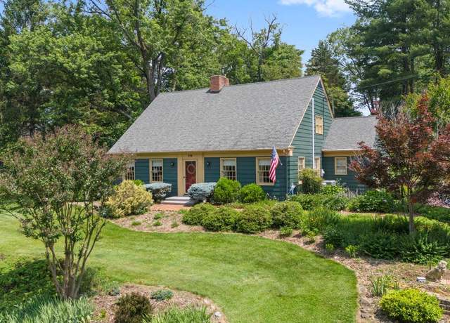 Property at 298 Walnut Dr, Front Royal, VA 22630, 4 beds, 2 baths