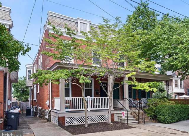 Property at 1503 W Tenth St, Wilmington, DE 19806, 3 beds, 2.5 baths